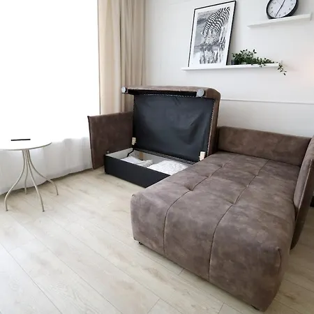 شقة Stylish In Visoriai Fast Wi-fi فيلنيوس