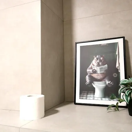 شقة Stylish In Visoriai Fast Wi-fi