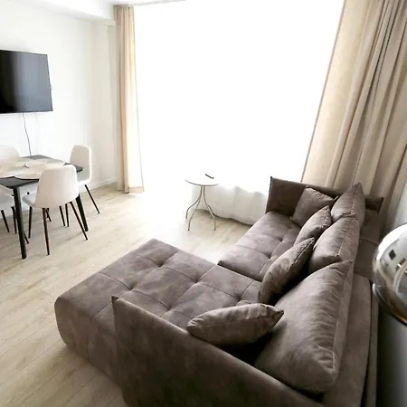 Stylish In Visoriai Fast Wi-fi شقة *